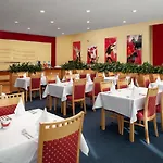 Sanssouci 4*
