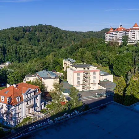 Sanssouci Hotel 4*