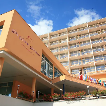 Sanssouci Hotel 4*