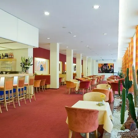 Sanssouci Hotel 4*